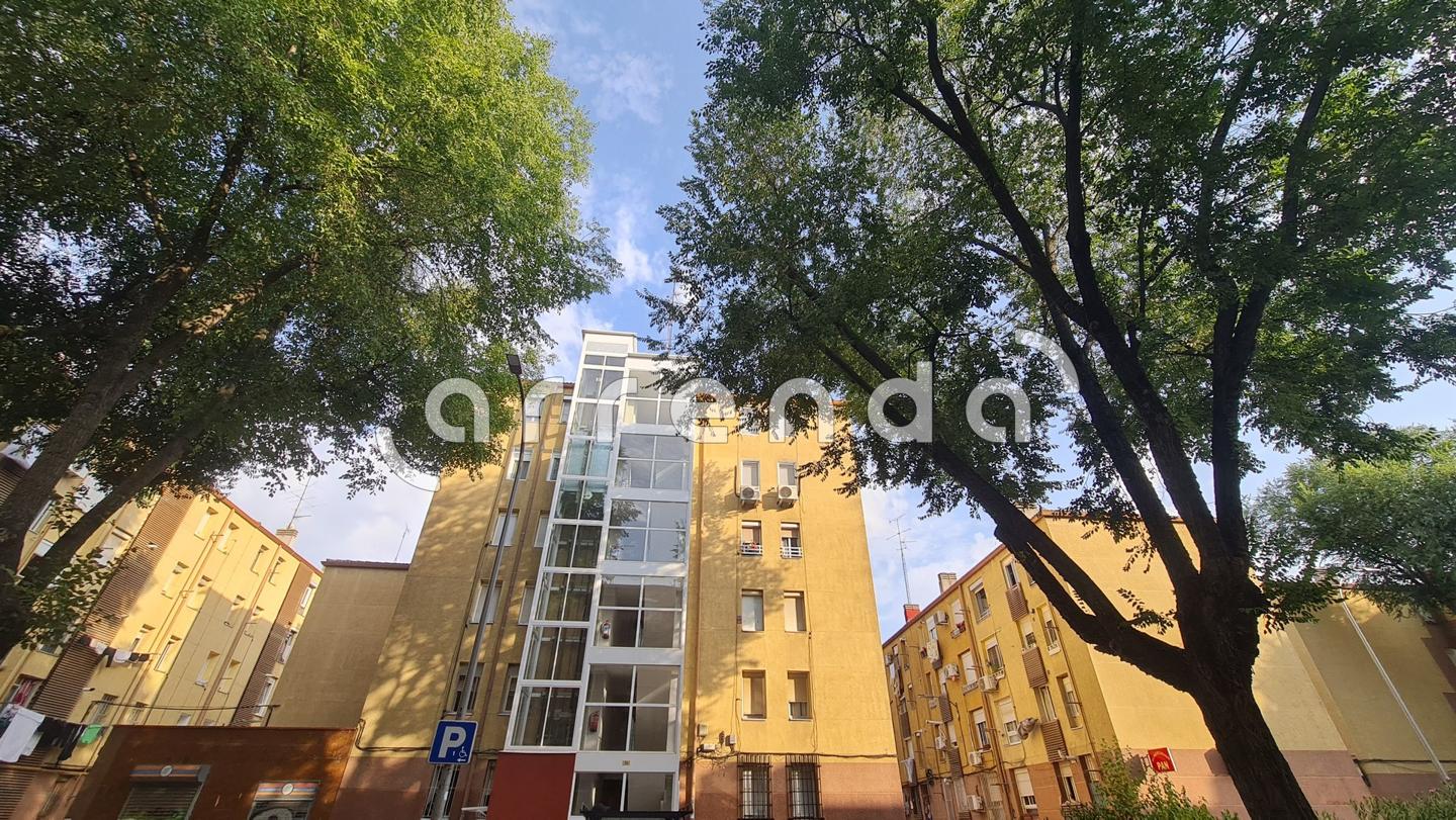 pisos en madrid · san-blas---amposta 1090€