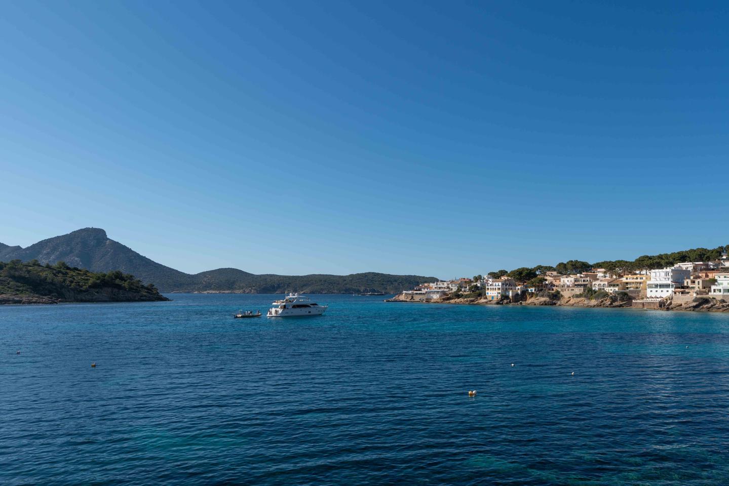 Un refugio junto al mar en primera línea en Sant Elm — Sant Elm — Foto 13