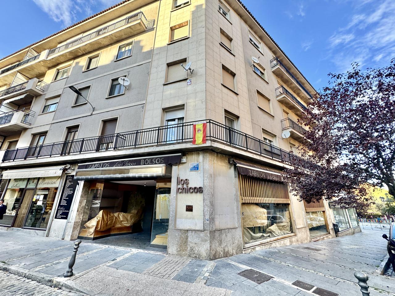 Local en venta en Ávila