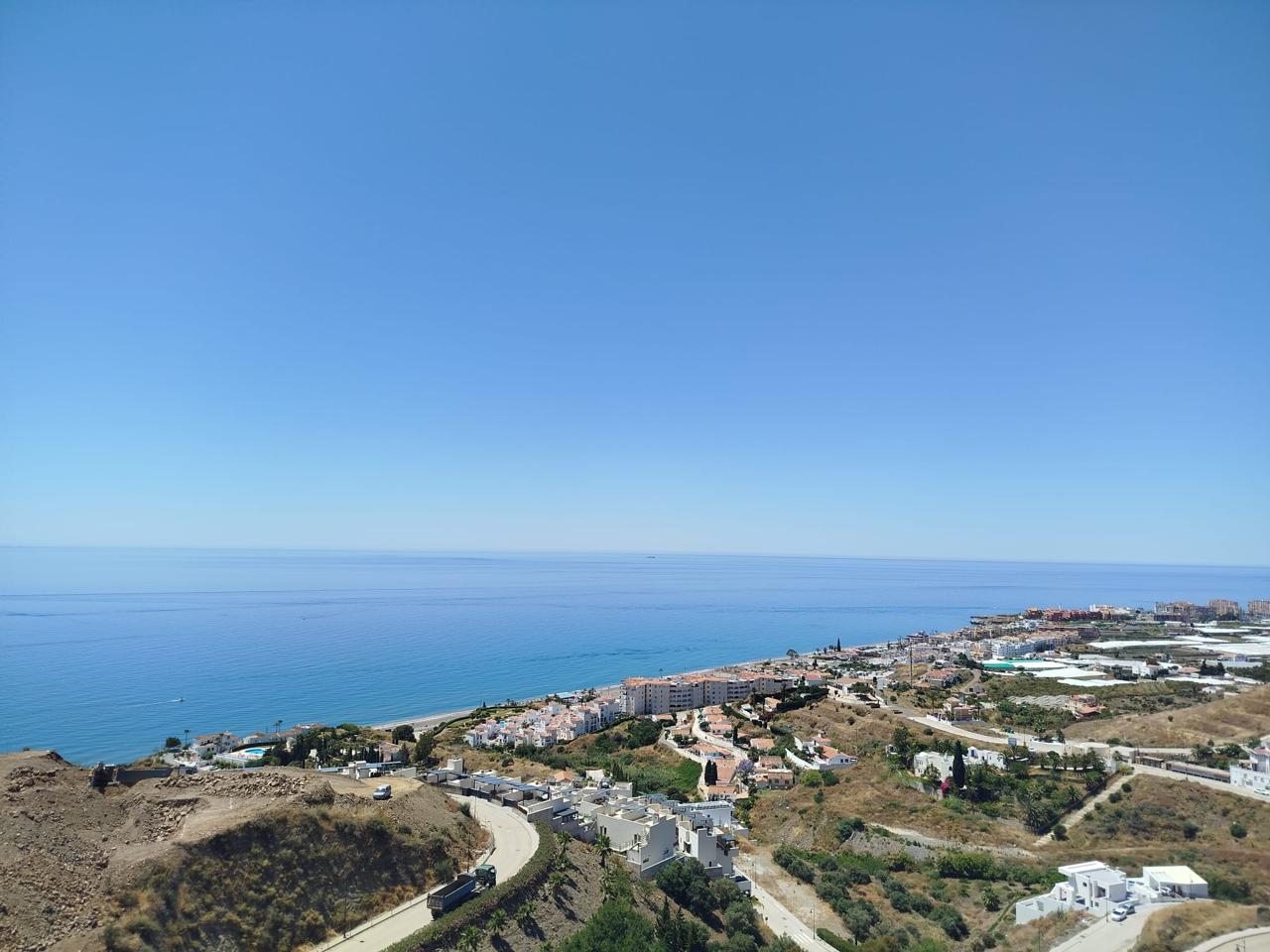 foto de VIVIENDA UNIFAMILIAR EN CJ. BALCÓN DEL MAR, TORROX.