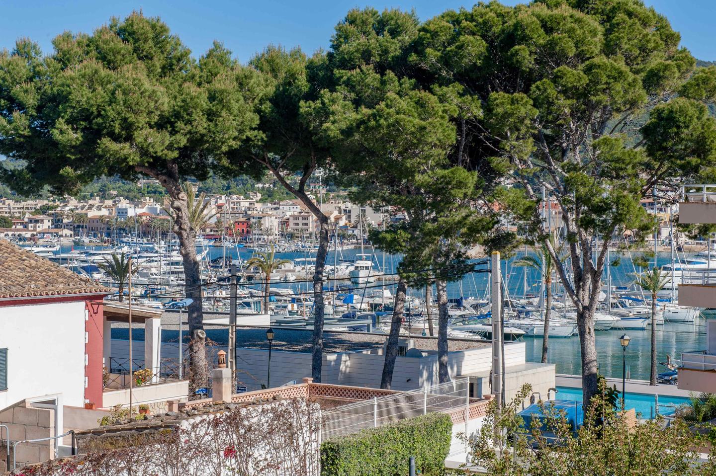 Ático con vistas panorámicas al puerto y piscina en Port d'Andratx — Port d’Andratx — Foto 10