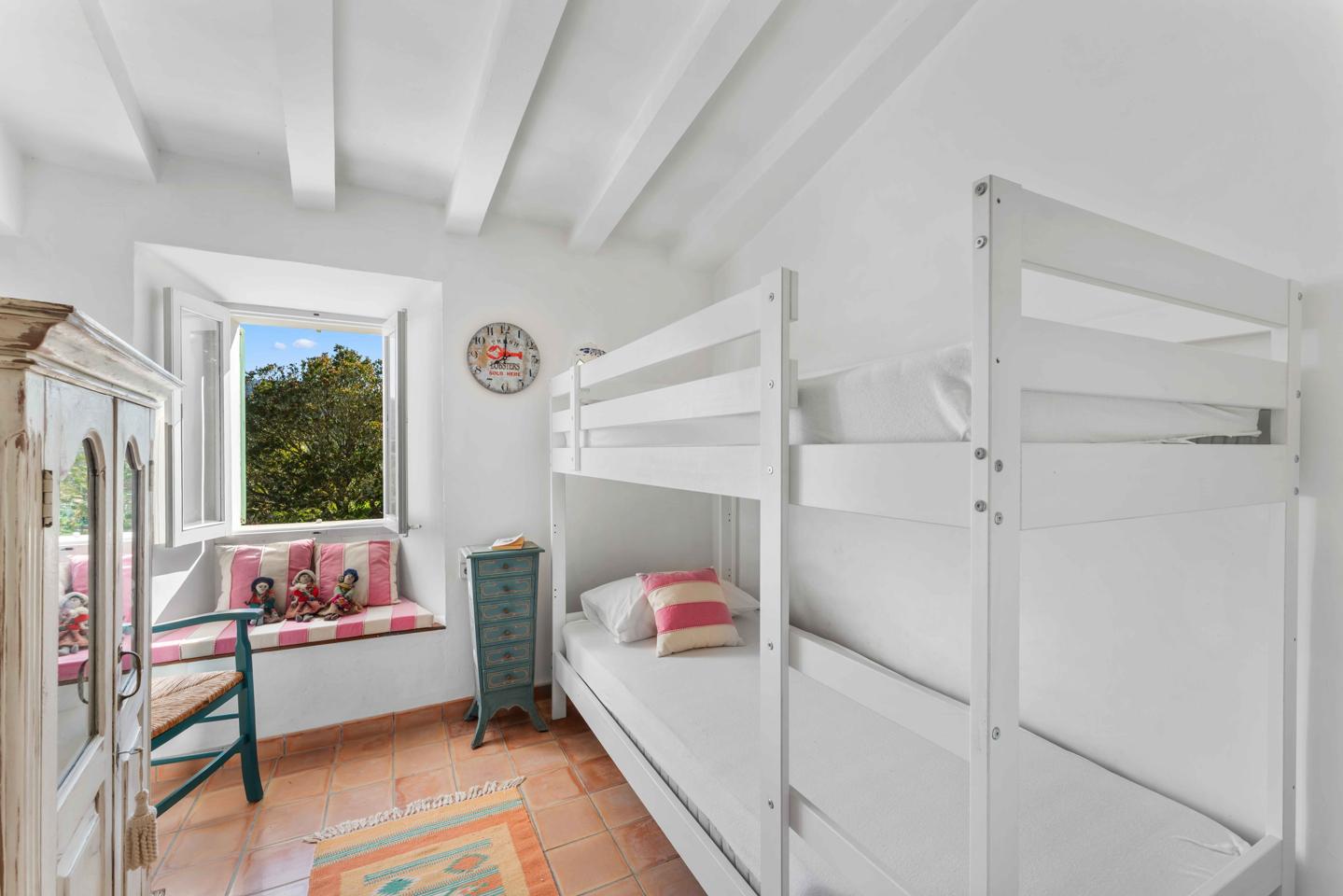 Donde todo invita a quedarse: casa con carácter en S’Arracó — S'Arracó — Foto 16