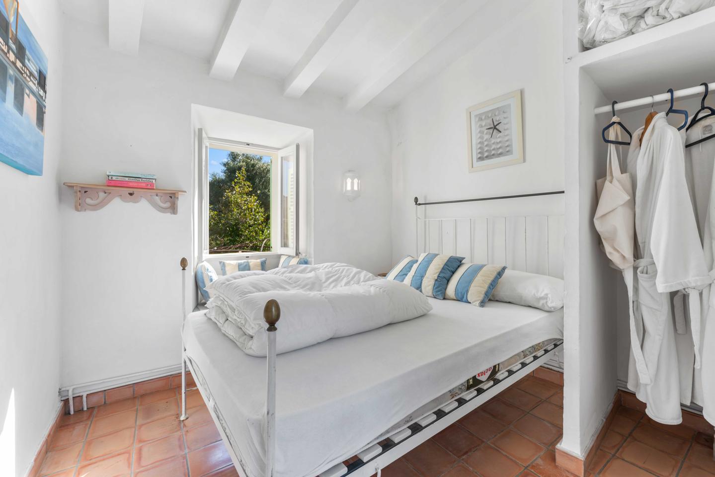 Donde todo invita a quedarse: casa con carácter en S’Arracó — S'Arracó — Foto 15