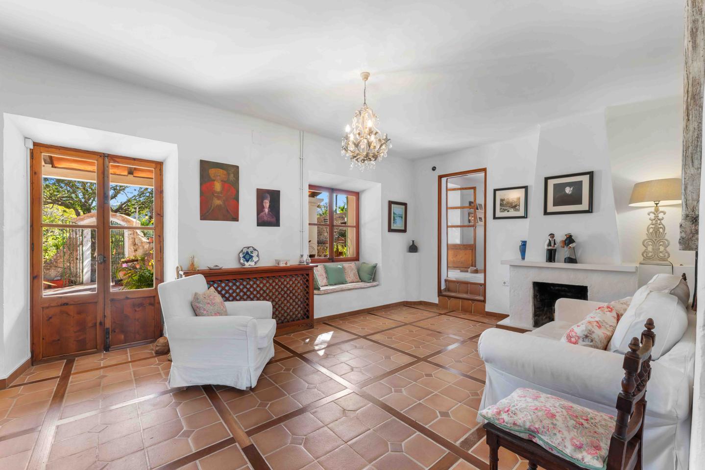 Donde todo invita a quedarse: casa con carácter en S’Arracó — S'Arracó — Foto 2