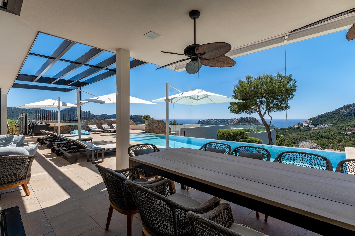 Elegancia contemporánea con alma mediterránea en Port d'Andratx — Port d'Andratx — Foto 2
