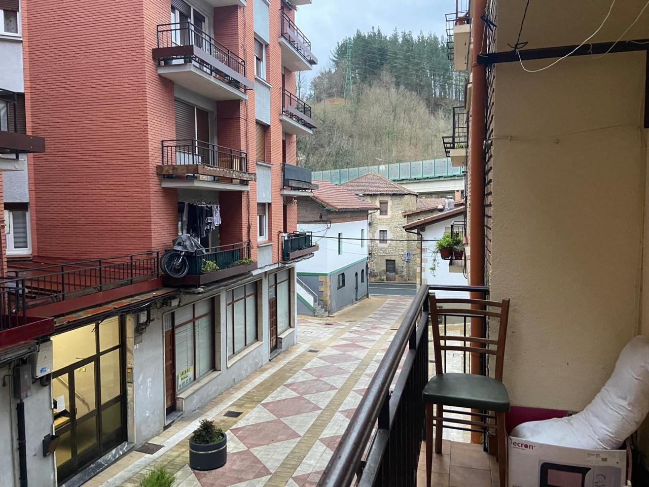 piso en berriz · san-antonio-kalea-48240 180000€
