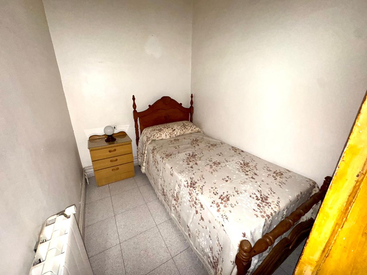 casa--chalet en terrassa · terrassa 165000€