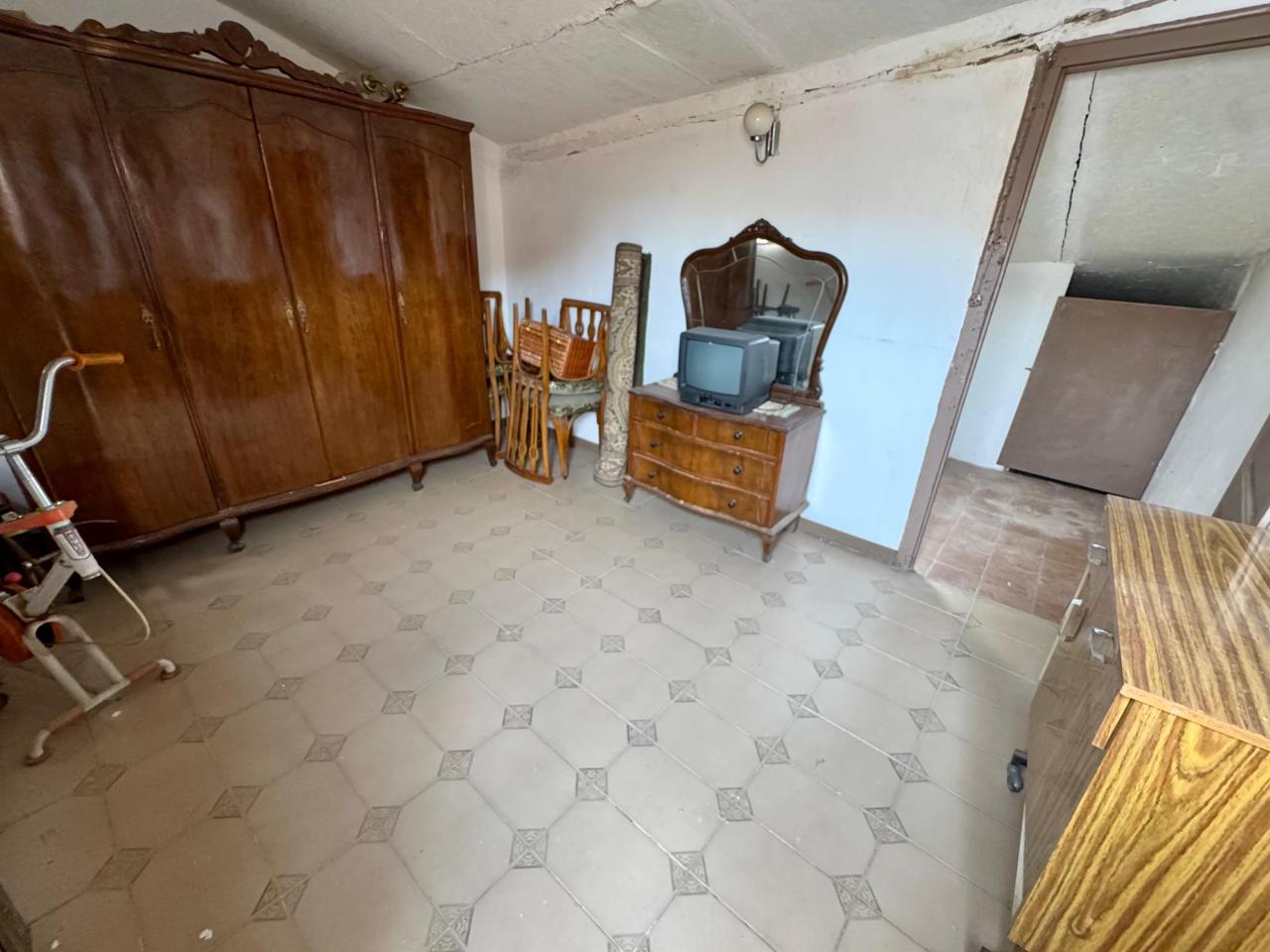 casa--chalet en terrassa · terrassa 165000€