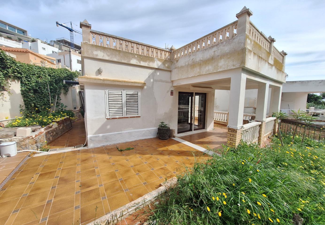 Independent House with Apartment and Sea Views - Ibiza