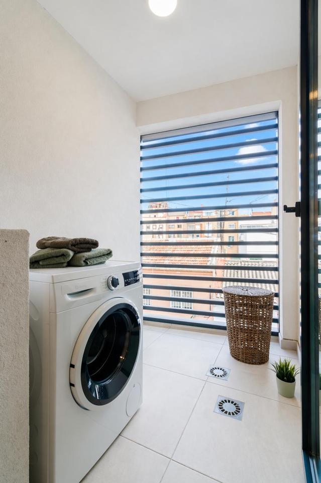 pisos en madrid · valdeacederas 749000€