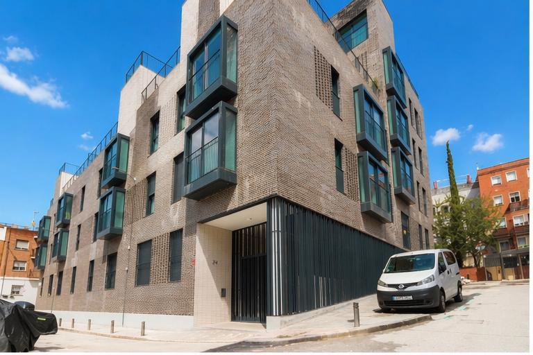 pisos en madrid · valdeacederas 749000€