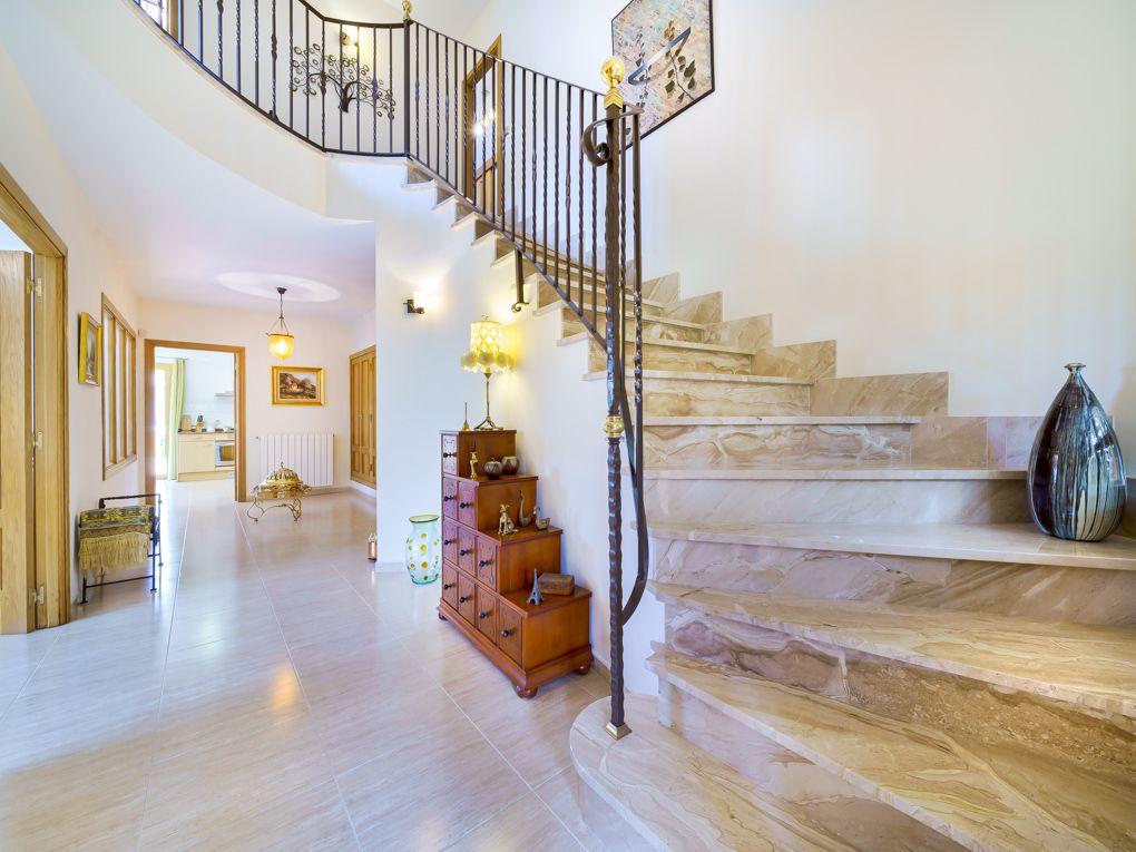 Villa con proyecto de renovación y alma mediterránea en Santa Ponsa — Santa Ponsa — Foto 5