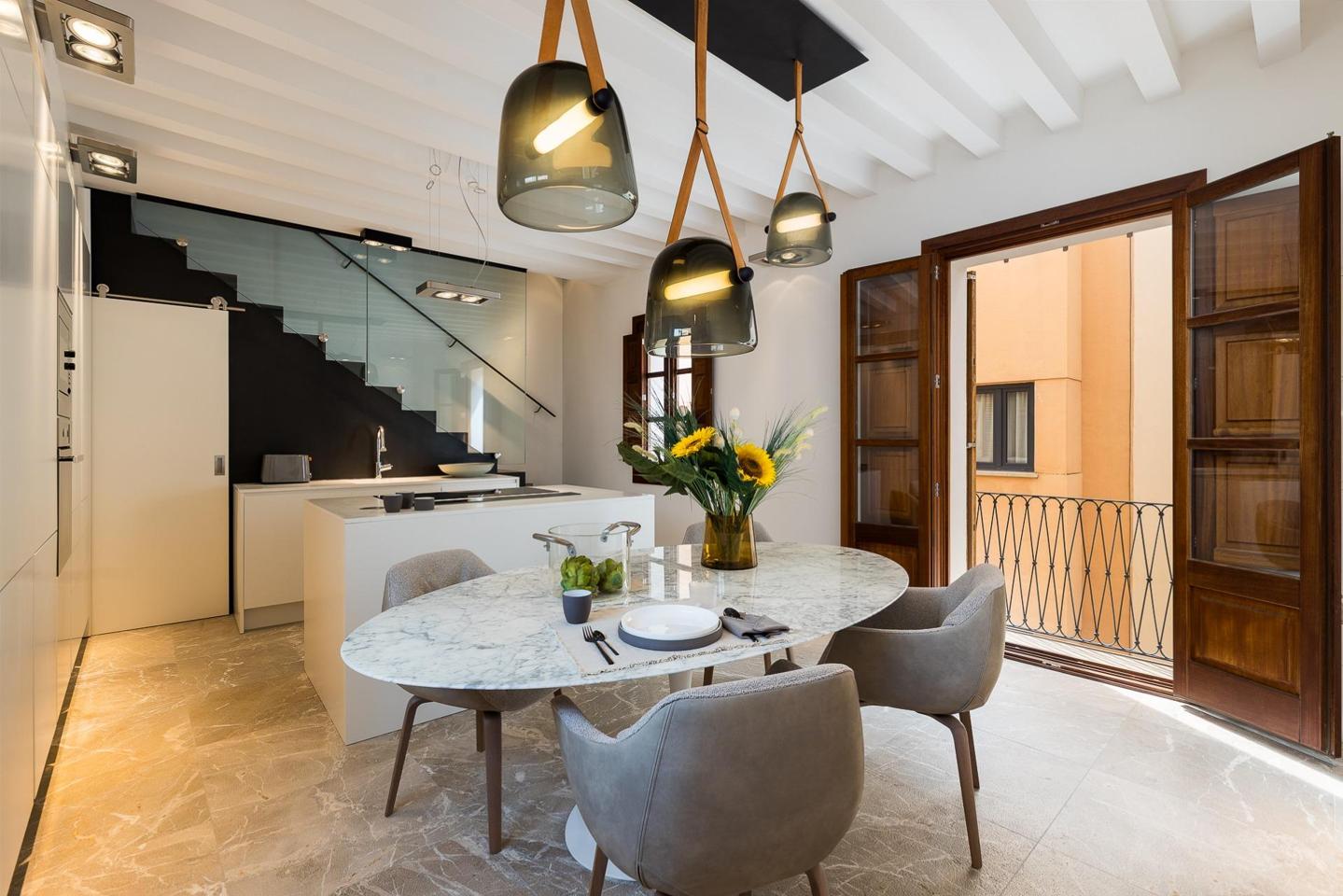 Tríplex con alma histórica y terraza privada en el corazón de Palma — Palma — Foto 12