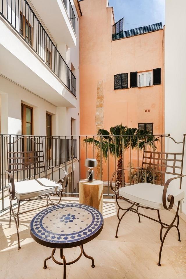 Propiedad de lujo con alma mediterránea en el casco antiguo de Palma — Palma — Foto 22