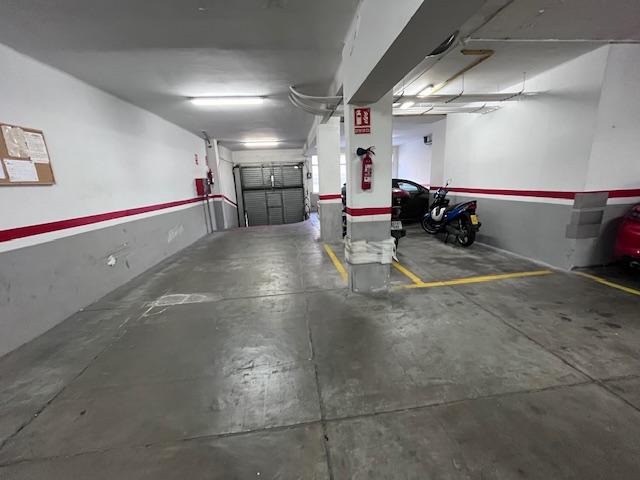 parking en barcelona · passeig-de-fabra-i-puig-08031 12900€