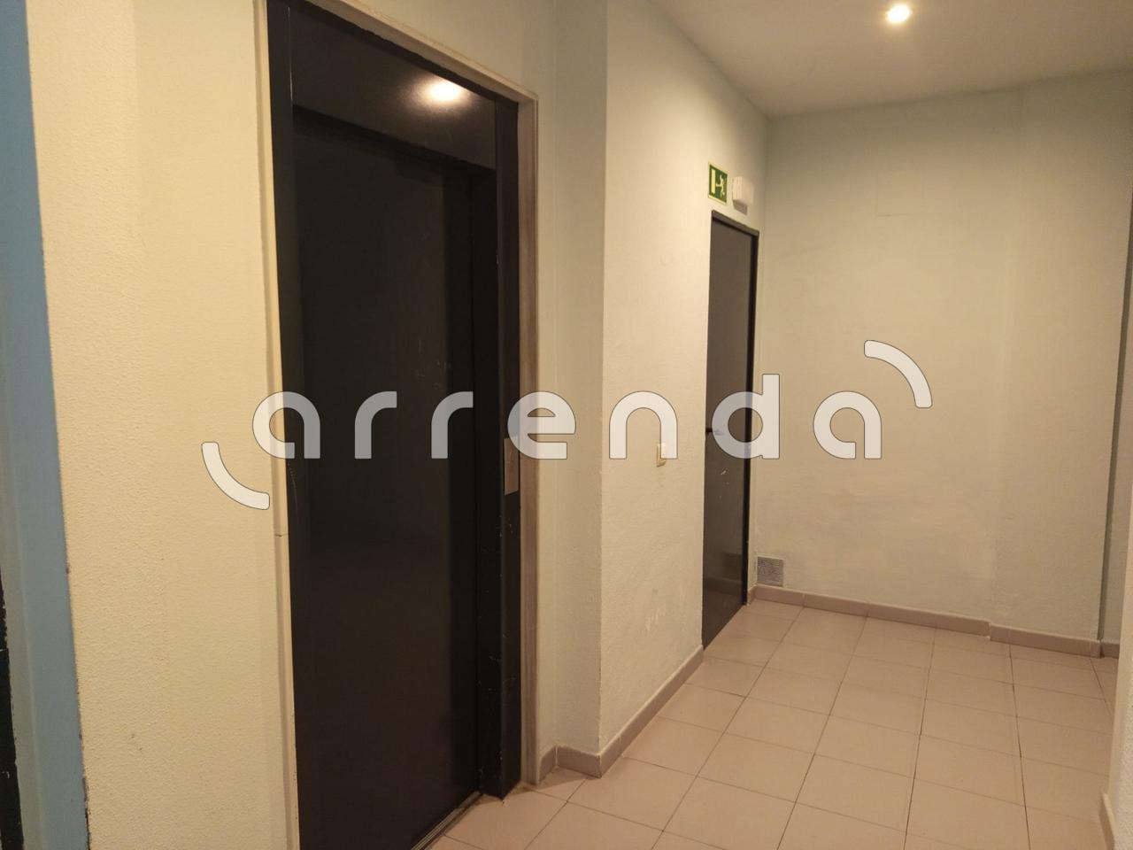 parking en madrid · calle-de-monsenor-oscar-romero-21-28005 5000€