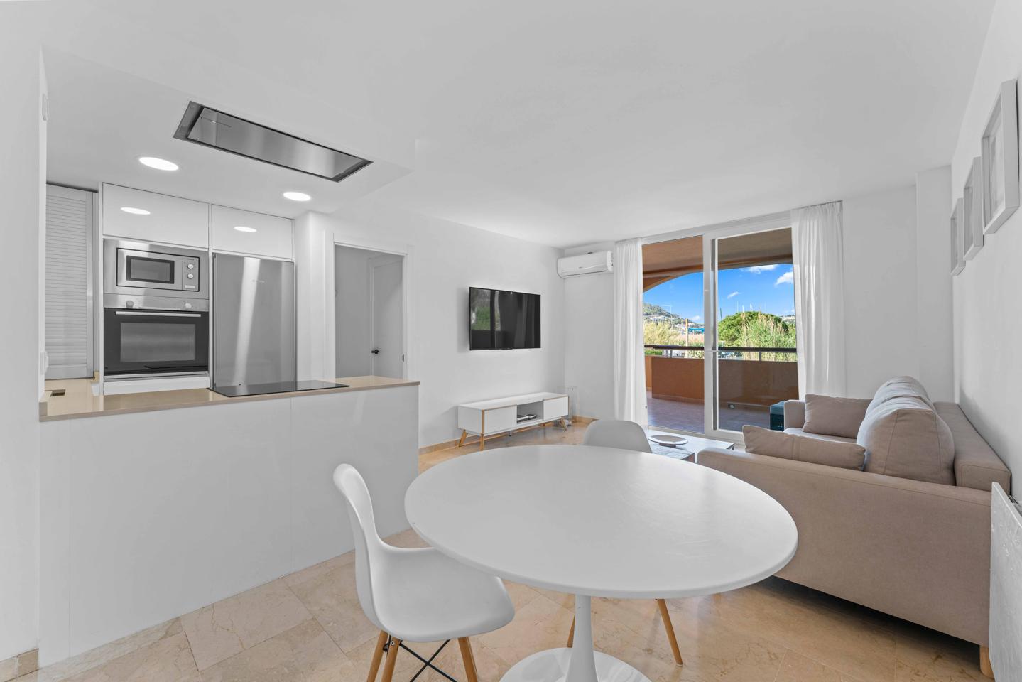 Apartamento con jardín privado y piscina en el encantador Port d’Andratx — Port d'Andratx — Foto 6