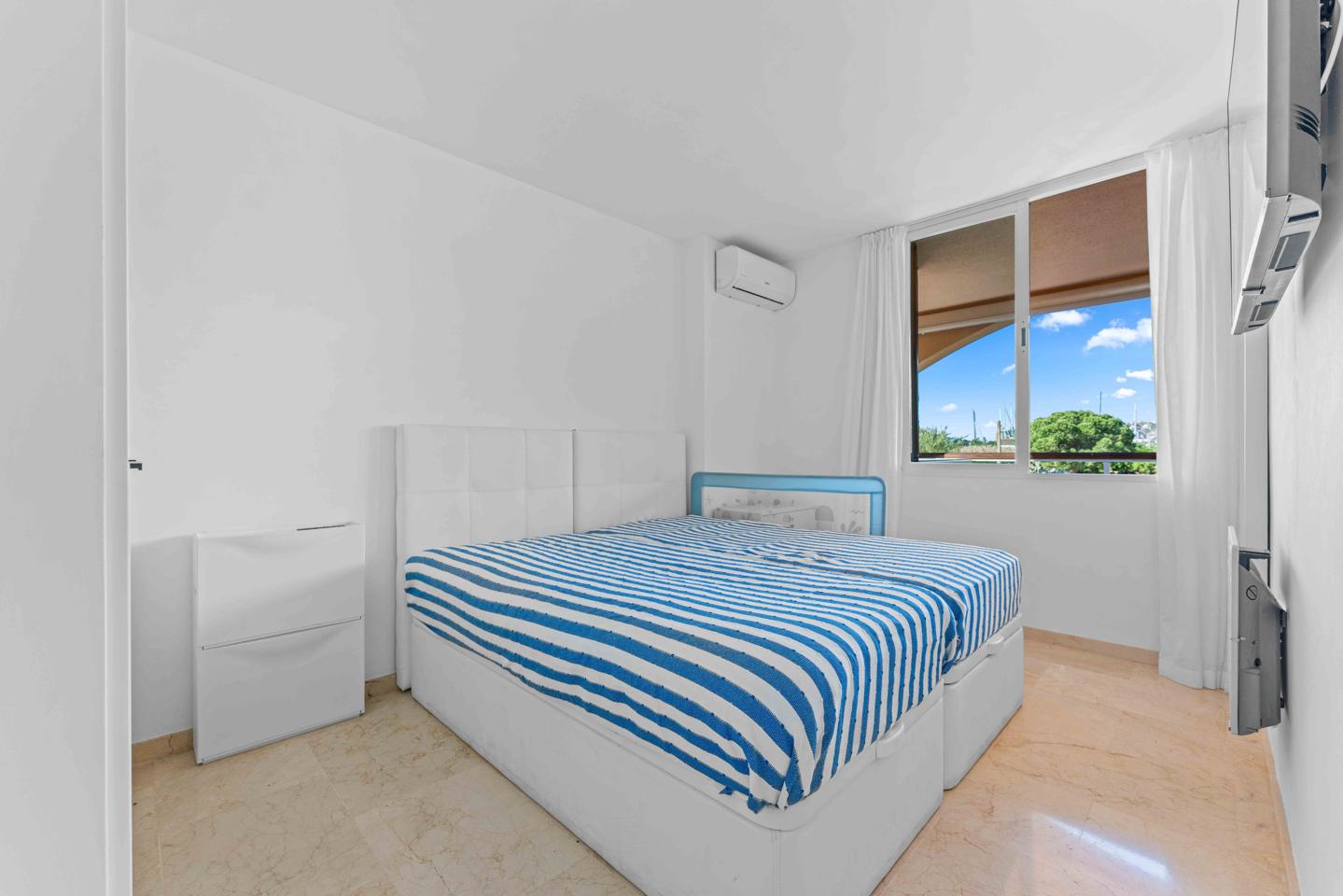 Apartamento con jardín privado y piscina en el encantador Port d’Andratx — Port d'Andratx — Foto 8