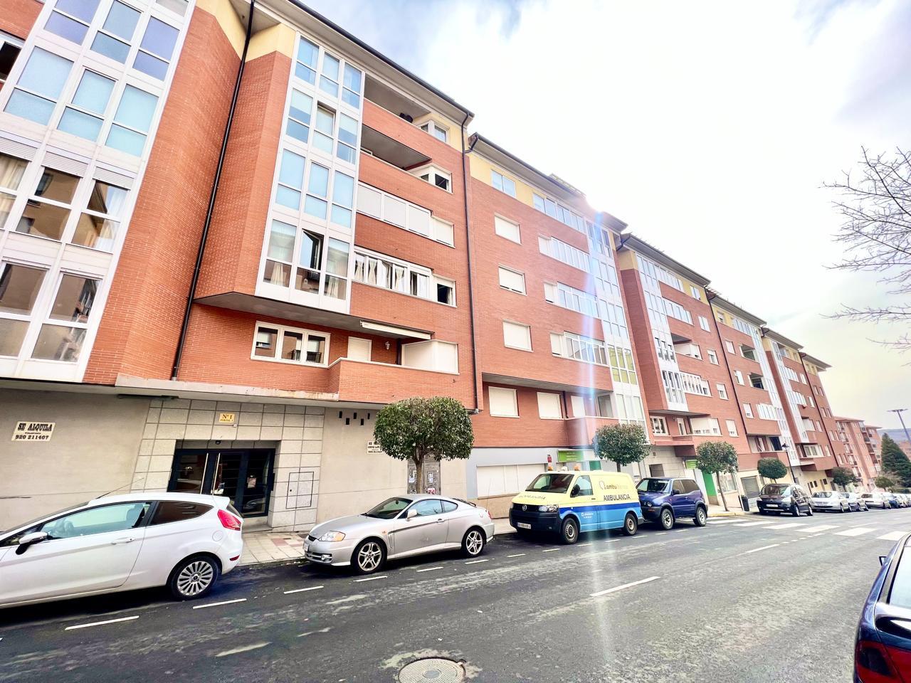Garaje en venta en Ávila