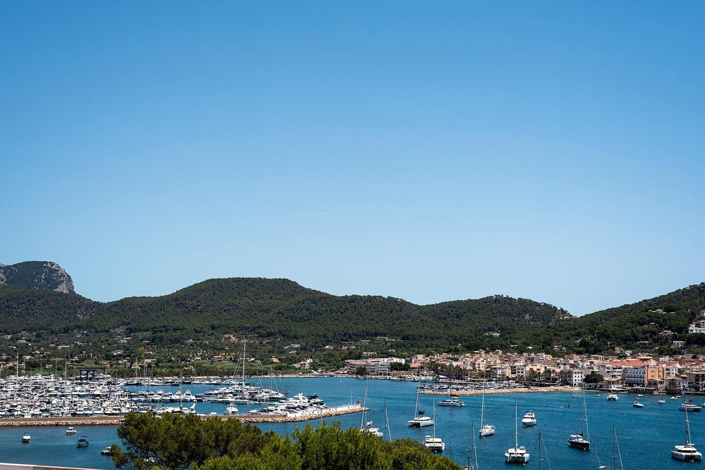 Ático con espectaculares vistas al mar y gran terraza en Port d’Andratx — Port d’Andratx — Foto 11