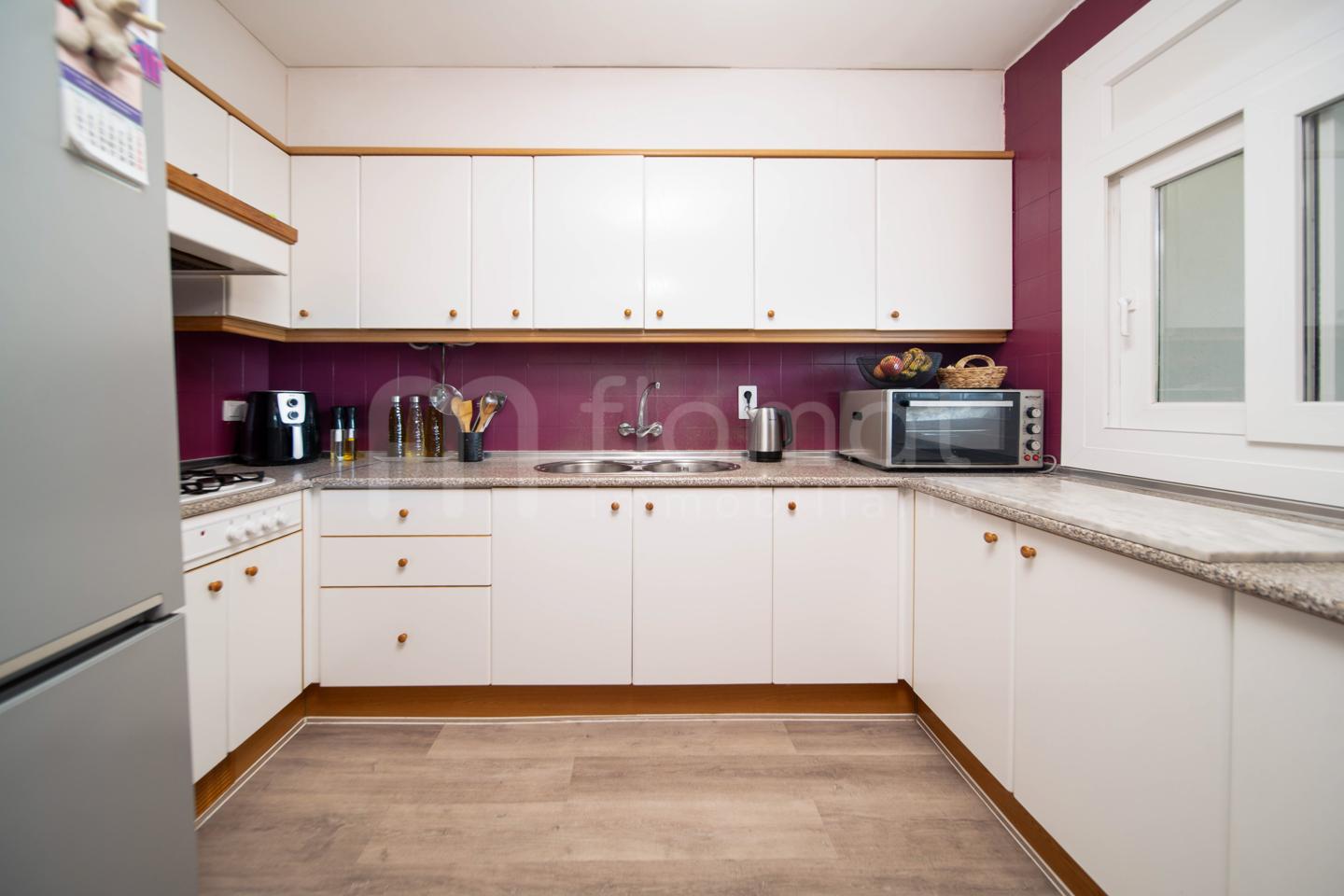 pisos en roses · carrer-del-puig-rom-17480 235000€