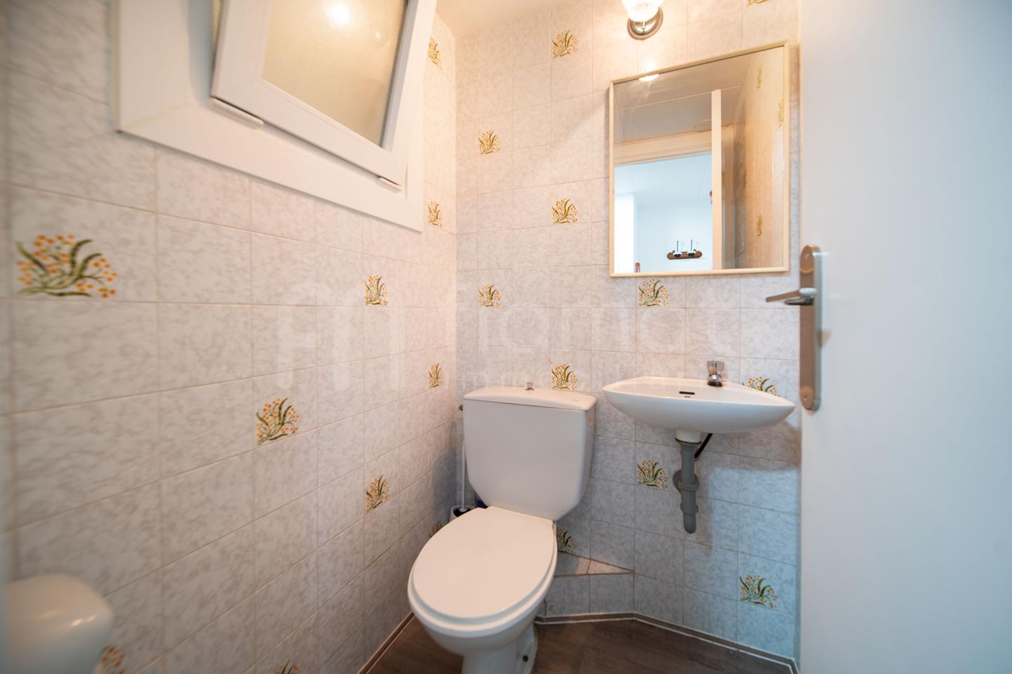 pisos en roses · carrer-del-puig-rom-17480 235000€