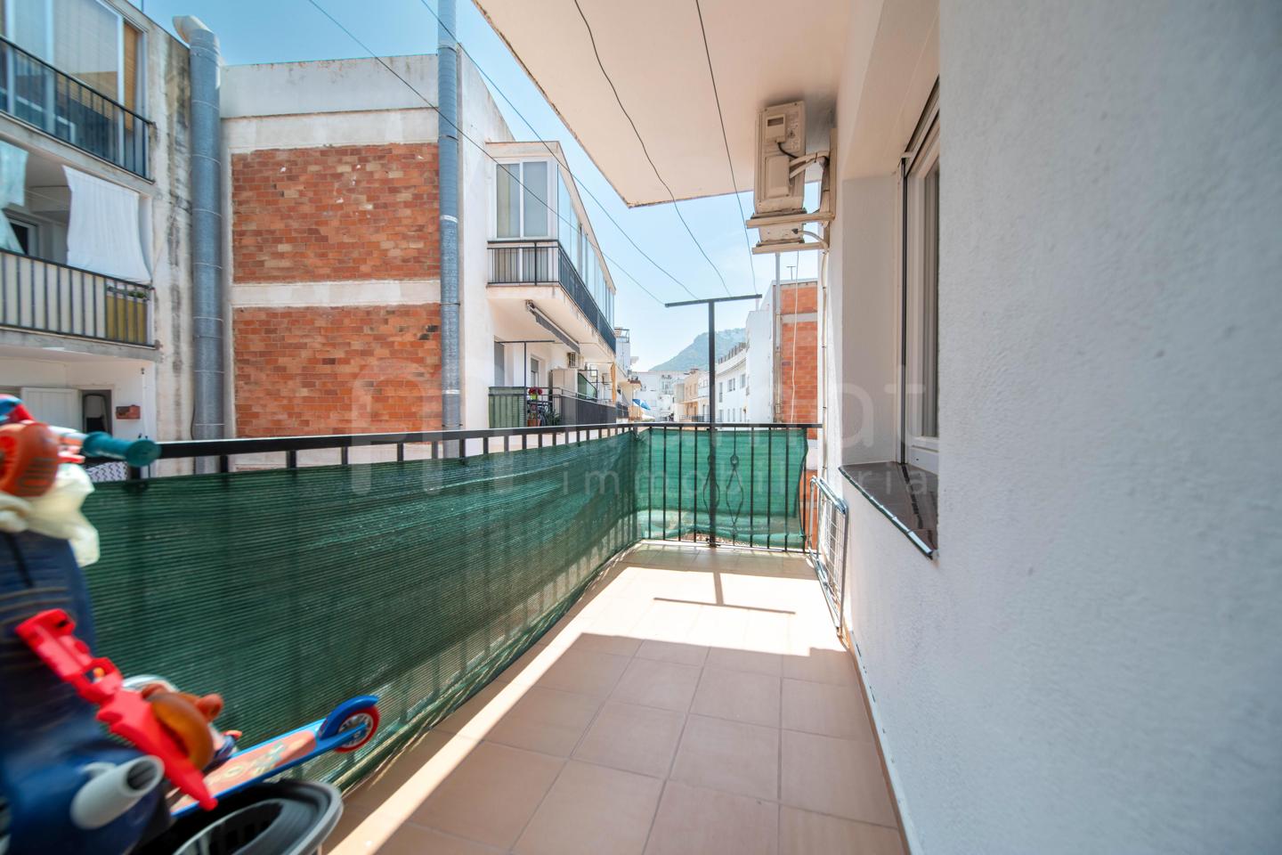 pisos en roses · carrer-del-puig-rom-17480 235000€