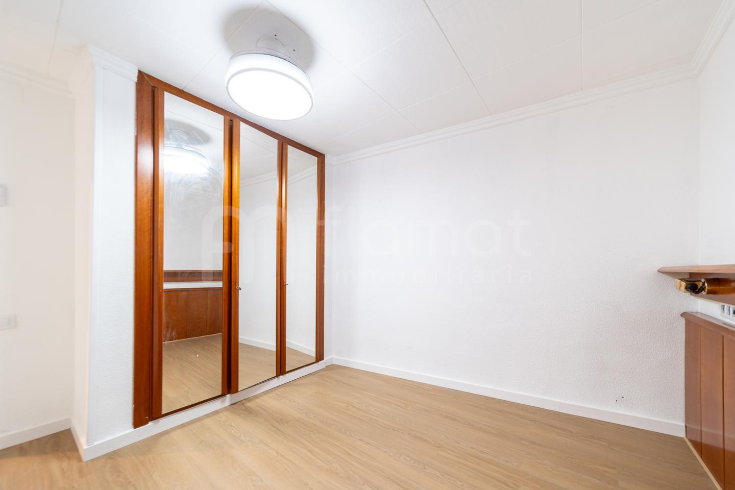 pisos en roses · carrer-de-valencia-17480 229000€