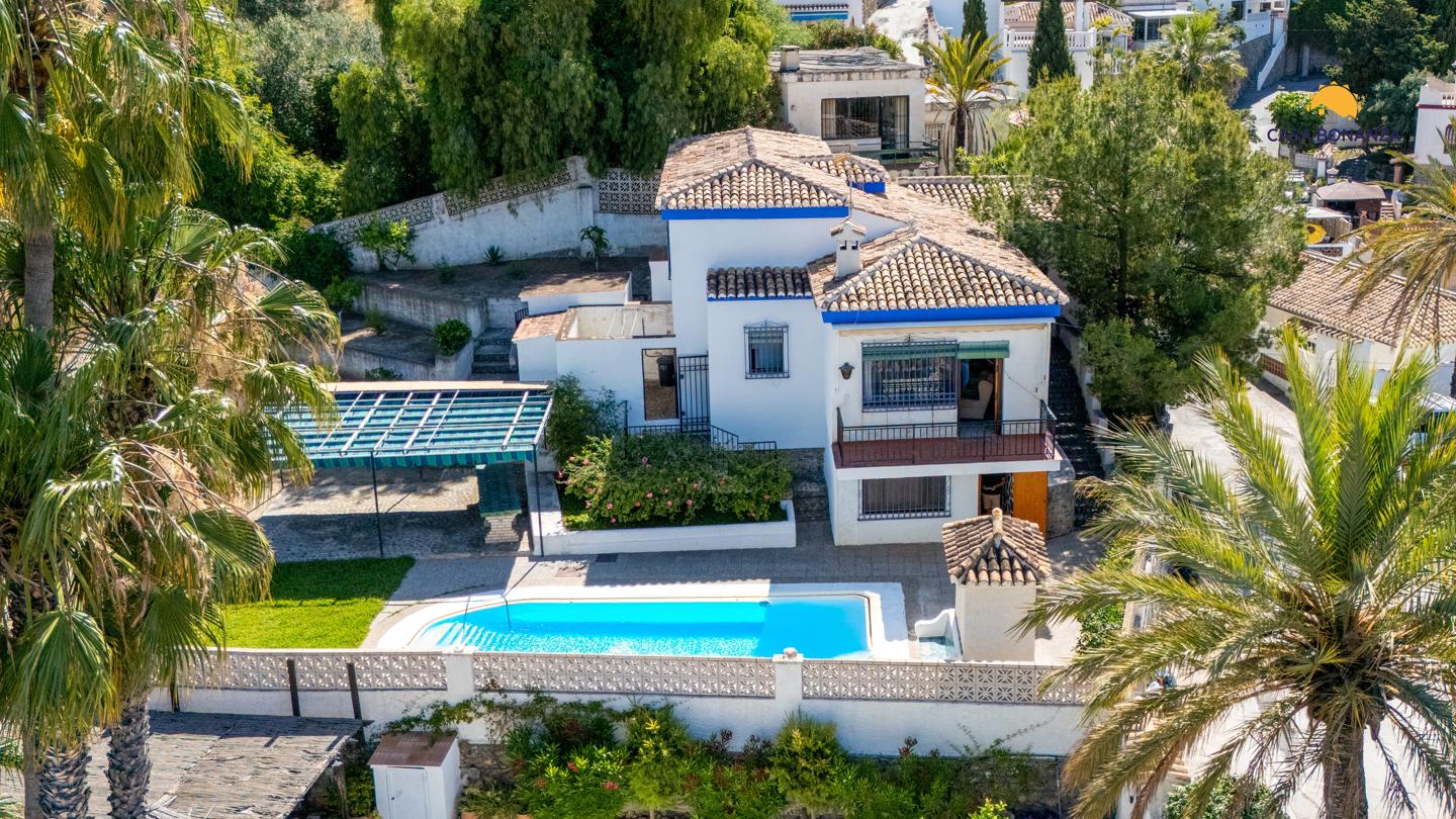 Chalet en venta en Granada