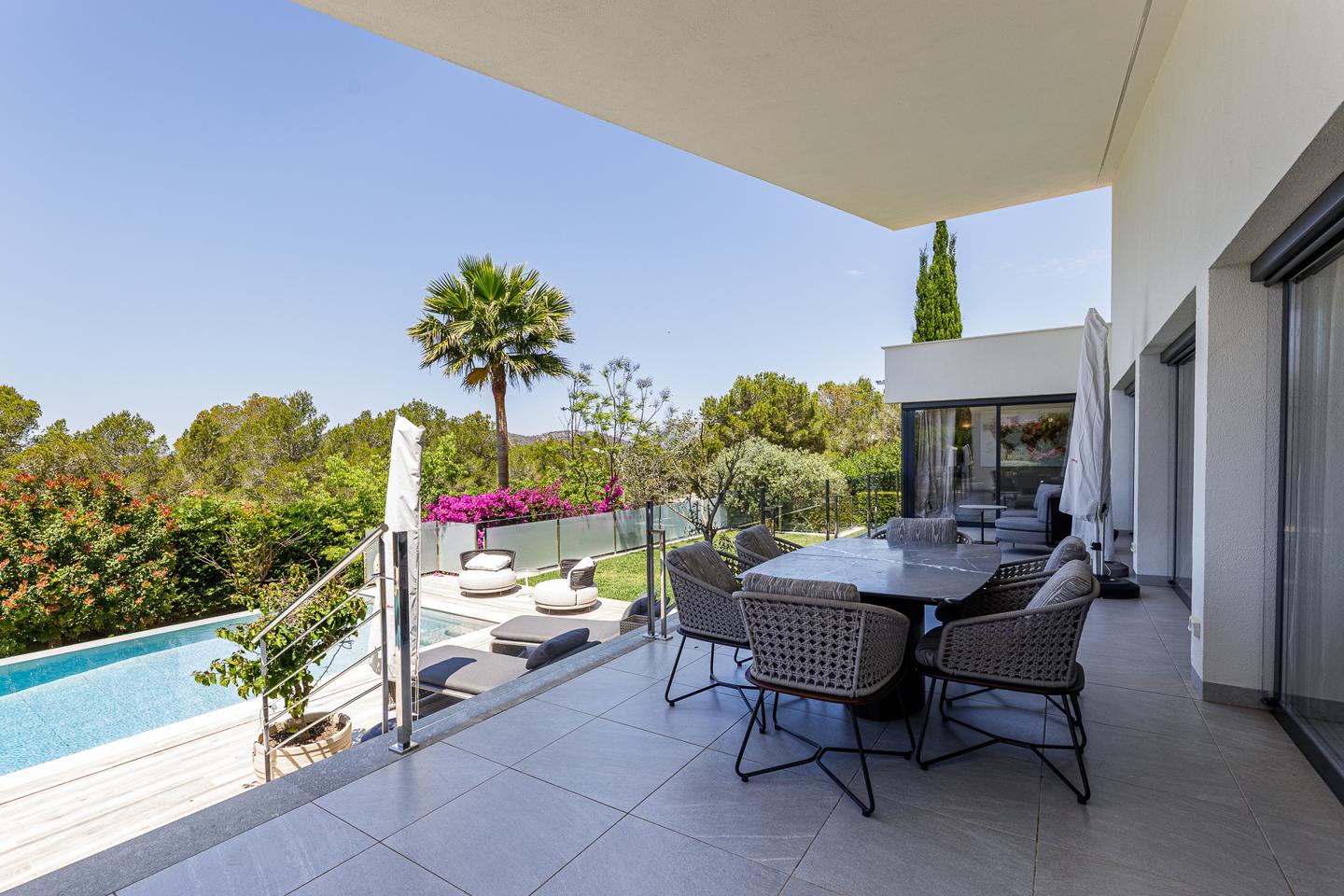 Elegante casa de una sola planta con piscina y eficiencia energética en Calviá — Calvià — Foto 8