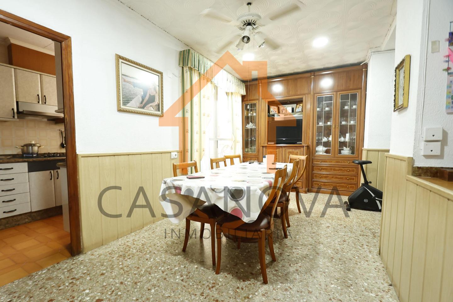 Casa / chalet en Alberic, Valencia de 230 m2