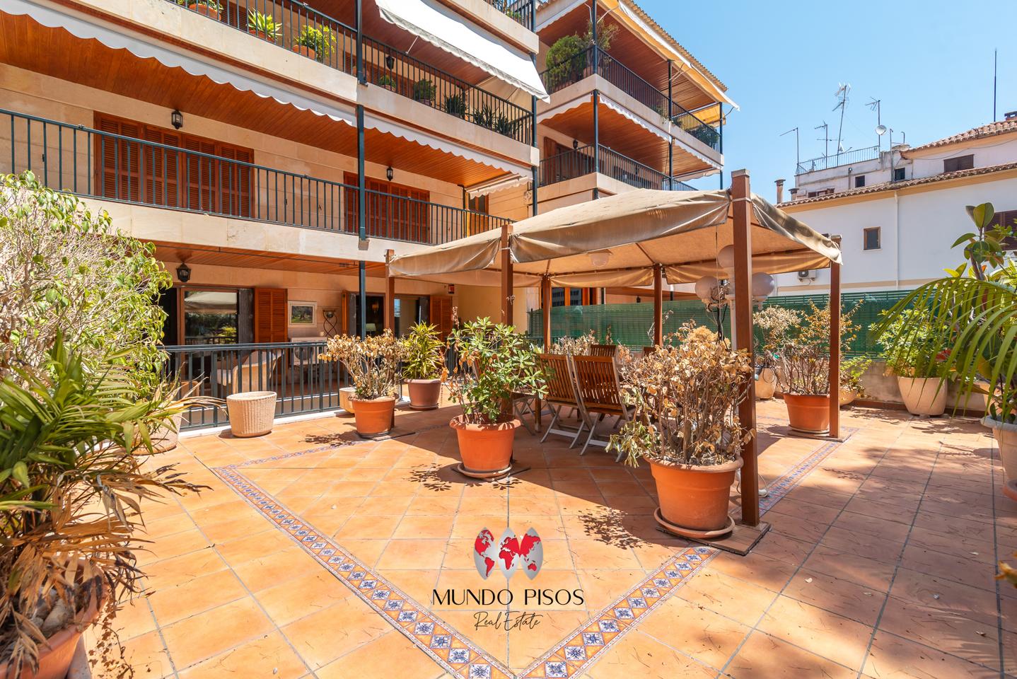 Piso en Carrer Camilo José Cela, Palma, Illes Balears de 213 m2