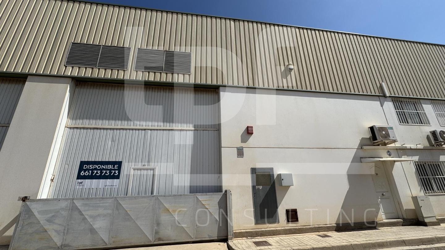 Nave industrial en Riba-roja de Túria, Valencia de 361 m2