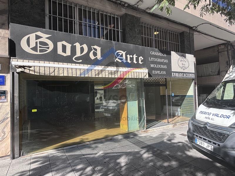 Local en Calle Floranes, Santander, Cantabria de 94 m2
