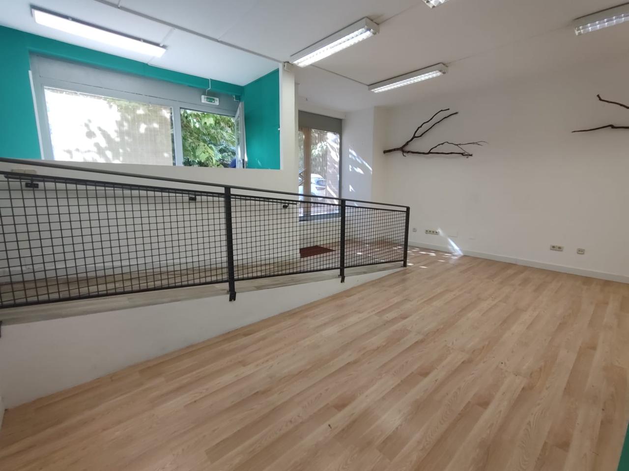 locales-comerciales en coslada · calle-mar-rojo-28821 €