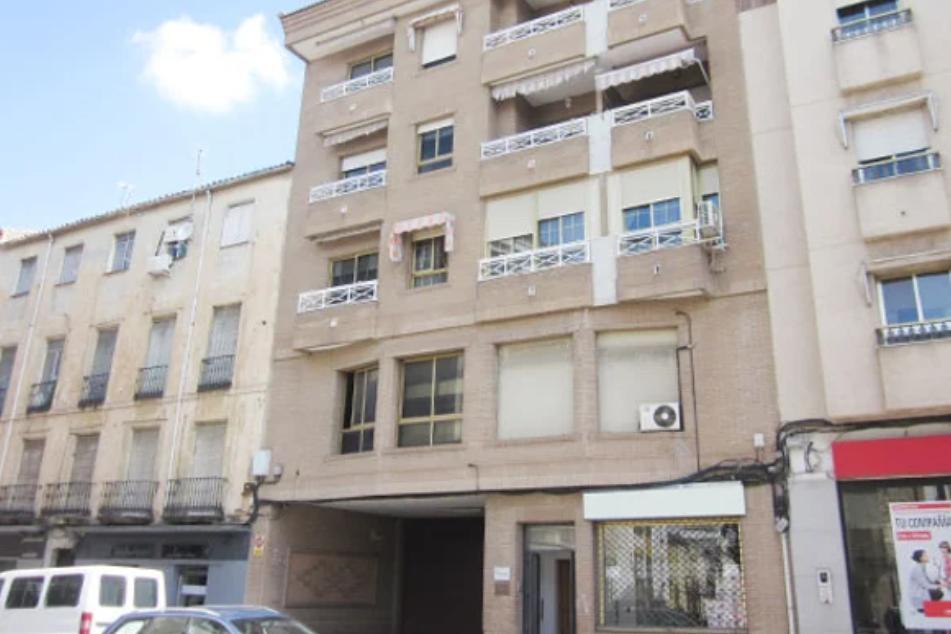 Office in Calle Julio Burell, Linares, Jaén of 92 m2