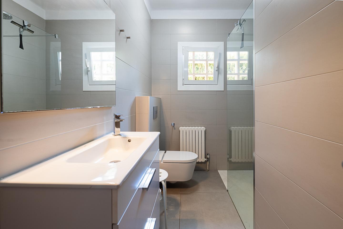Exclusiva villa con Licencia Vacacional en la Zona de El Arenal, Palma — Palma — Foto 24