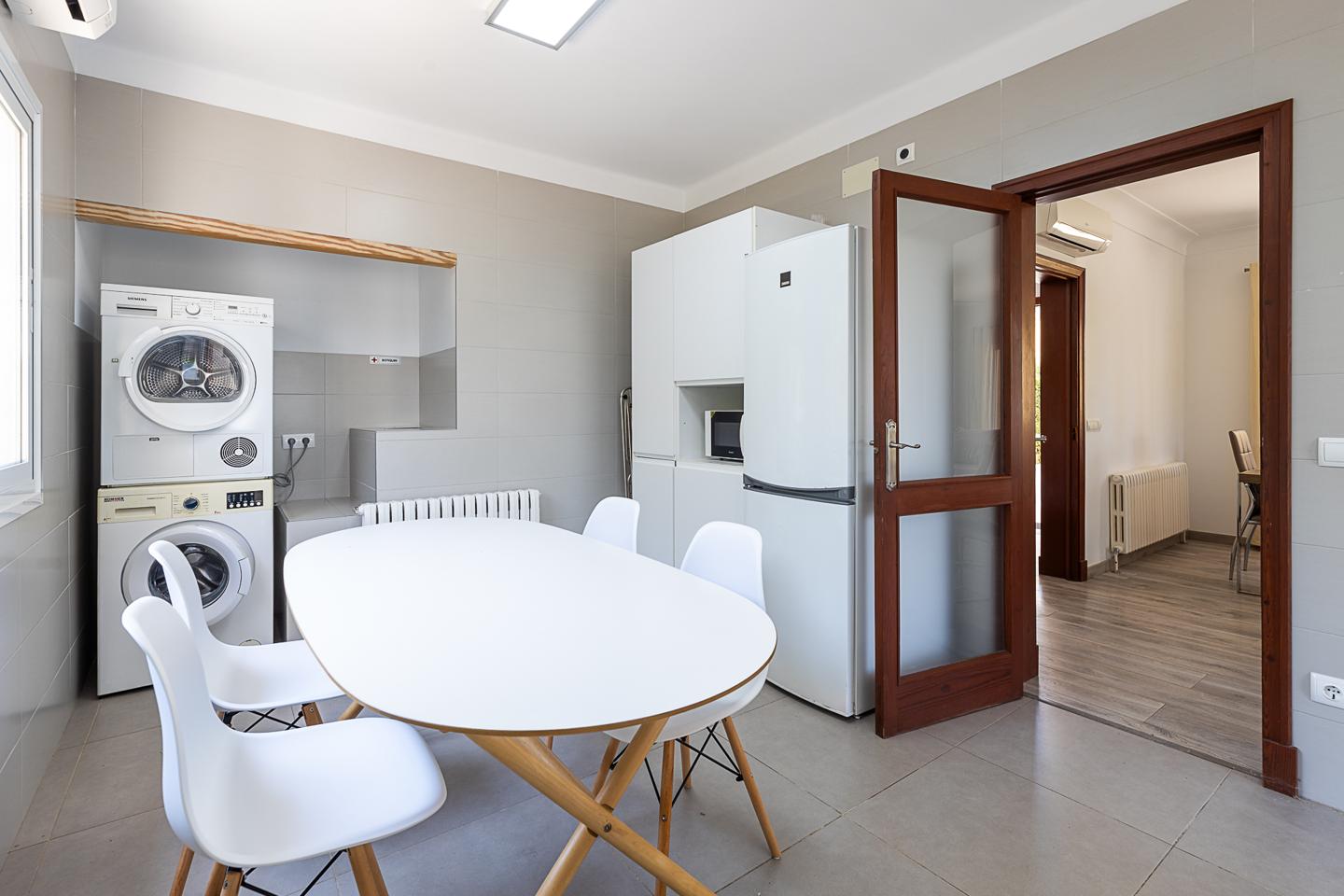 Exclusiva villa con Licencia Vacacional en la Zona de El Arenal, Palma — Palma — Foto 21