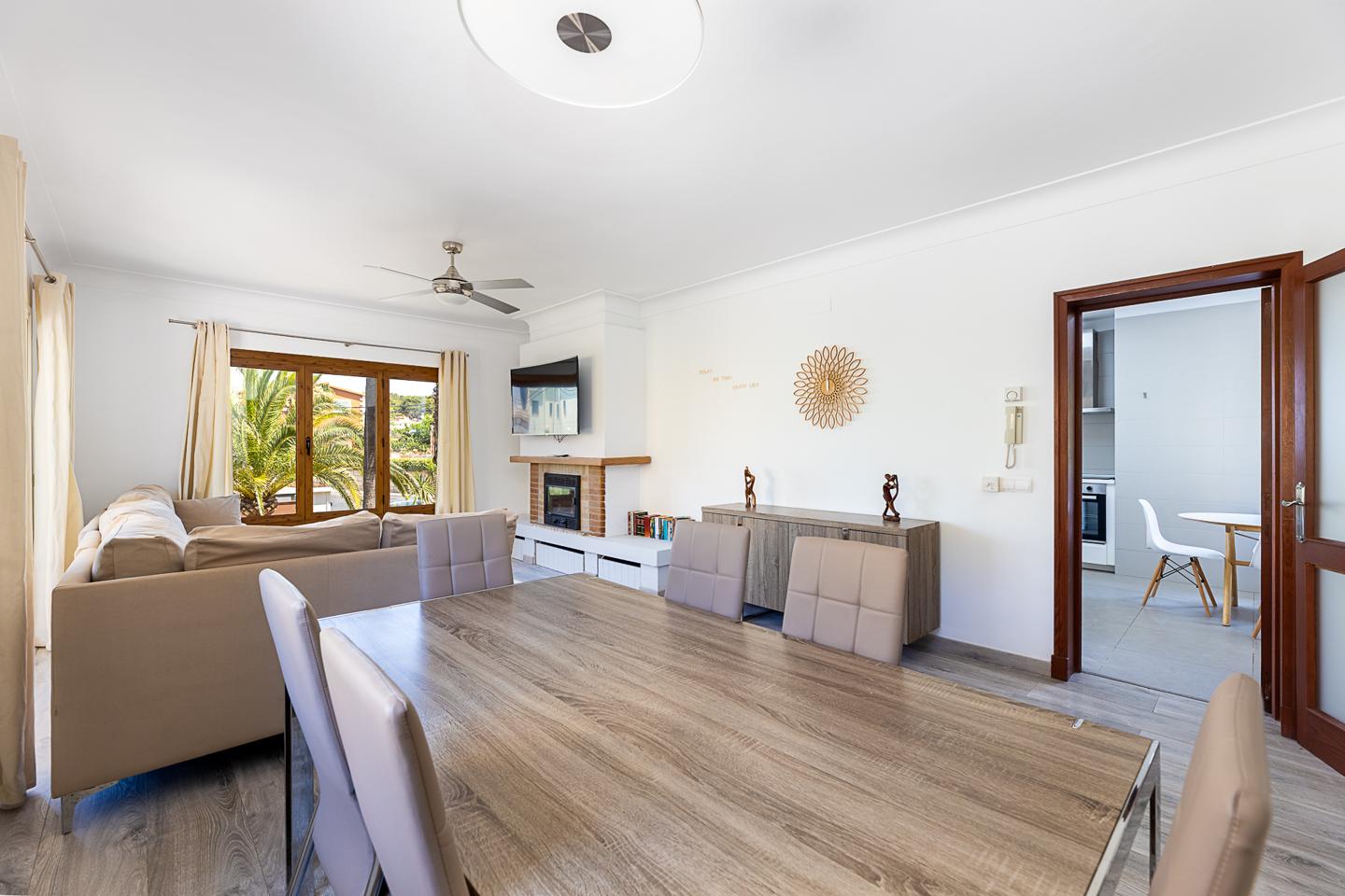 Exclusiva villa con Licencia Vacacional en la Zona de El Arenal, Palma — Palma — Foto 16