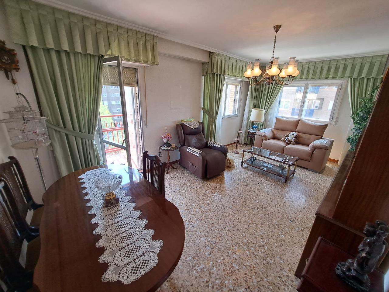 Piso en Calle de A. Comín Ros, Zaragoza, Zaragoza de 91 m2