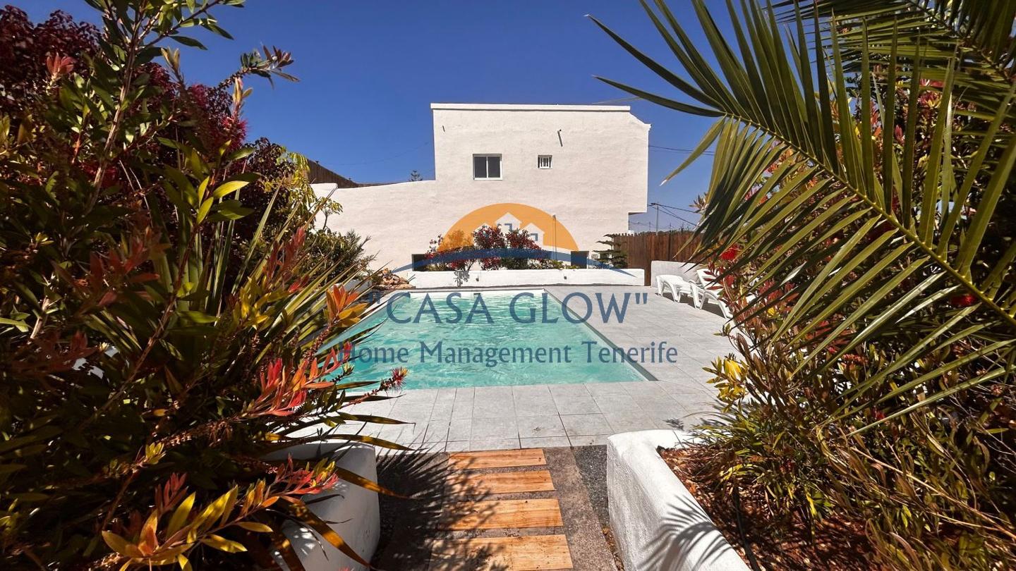 Villa in TF 28, Teguedite, Santa Cruz de Tenerife of 322 m2