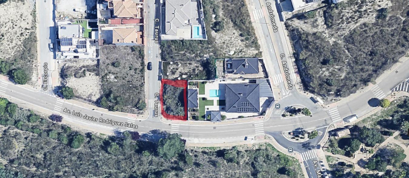 Terreno en Calle Taurus, JUN, Granada de 251 m2