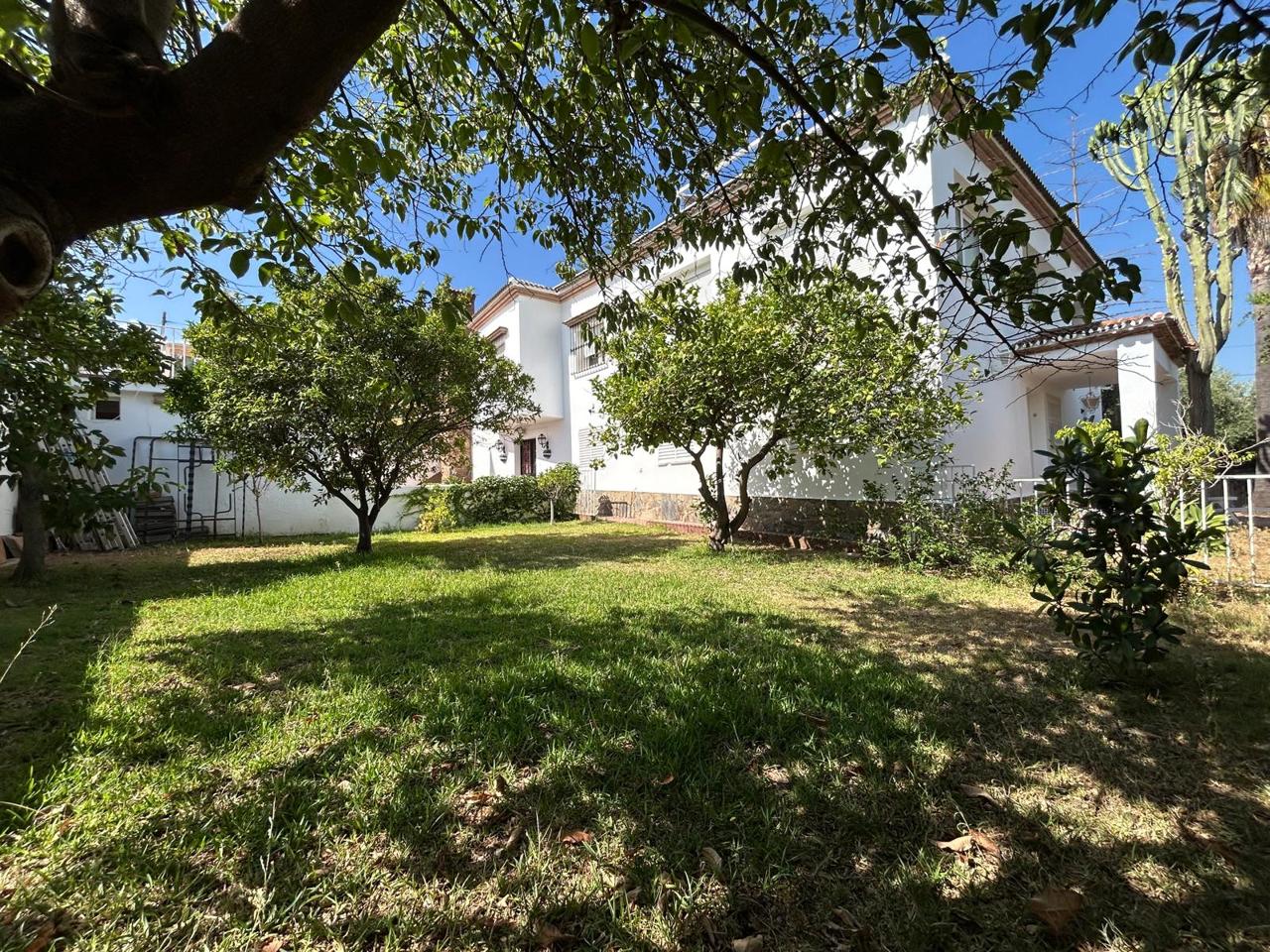 Casa / chalet en Alhaurín de la Torre, Málaga de 498 m2