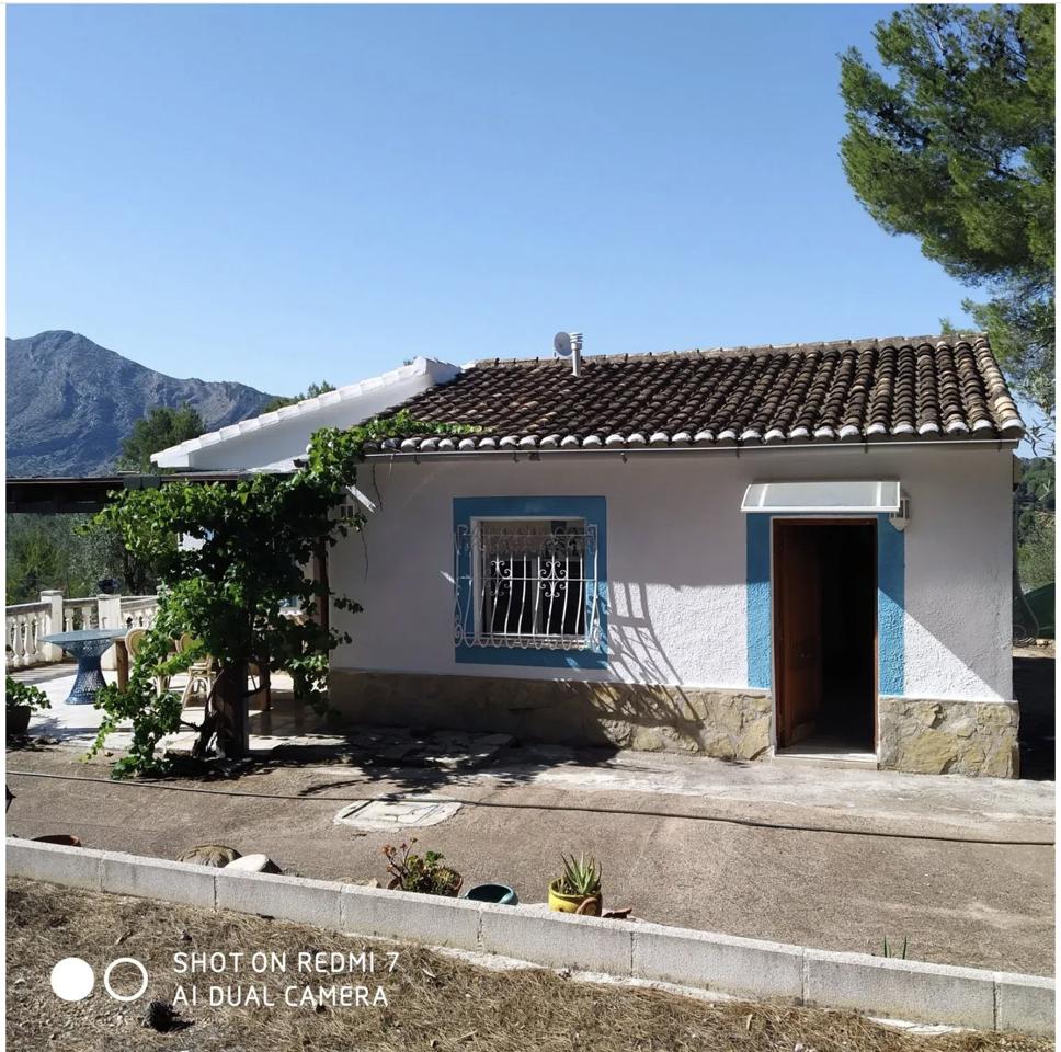 Villa in Parcent, Alicante of 130 m2