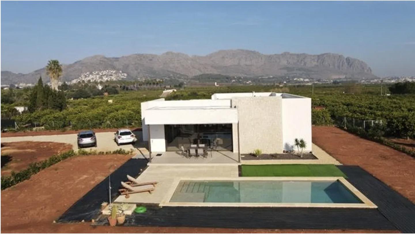 Villa in NA, Beniarbeig, Alicante of 225 m2
