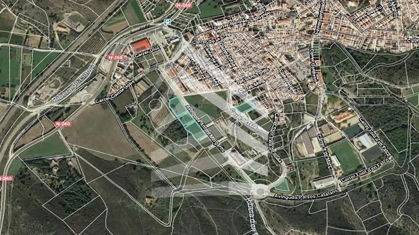 terrenos en llanca · avinguda-antoni-margarits-17490 243000€
