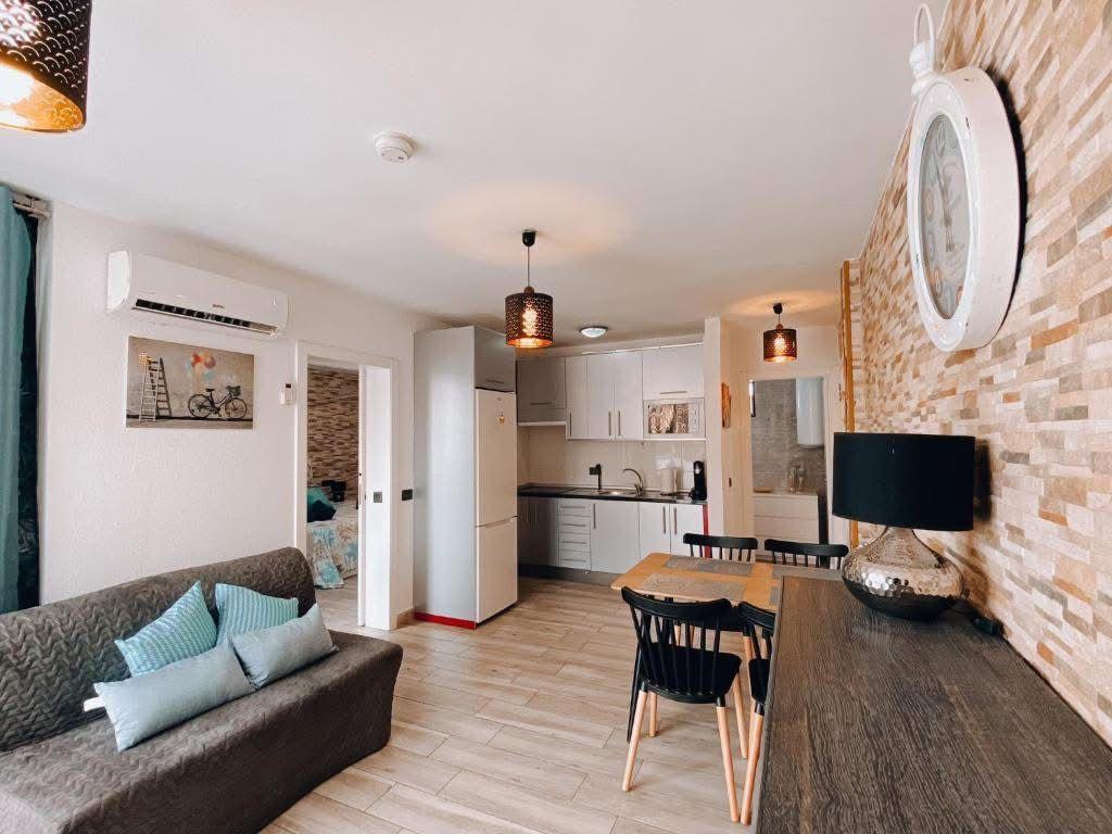 Piso en Avenida Santiago Puig, Las Américas, Santa Cruz de Tenerife de 76 m2