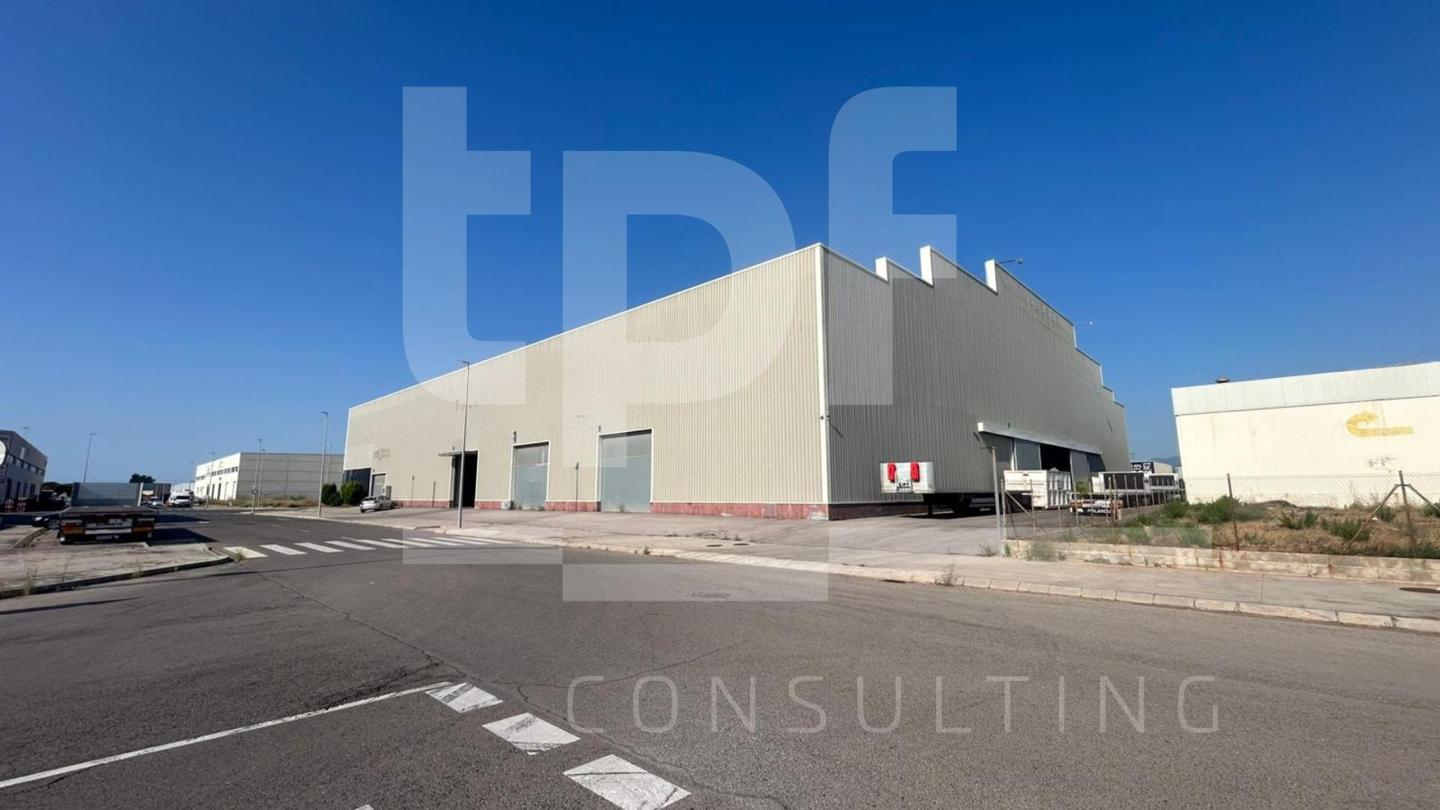 Nave industrial en Carrer Navelate, Les Alqueries, Castelló de 5877 m2