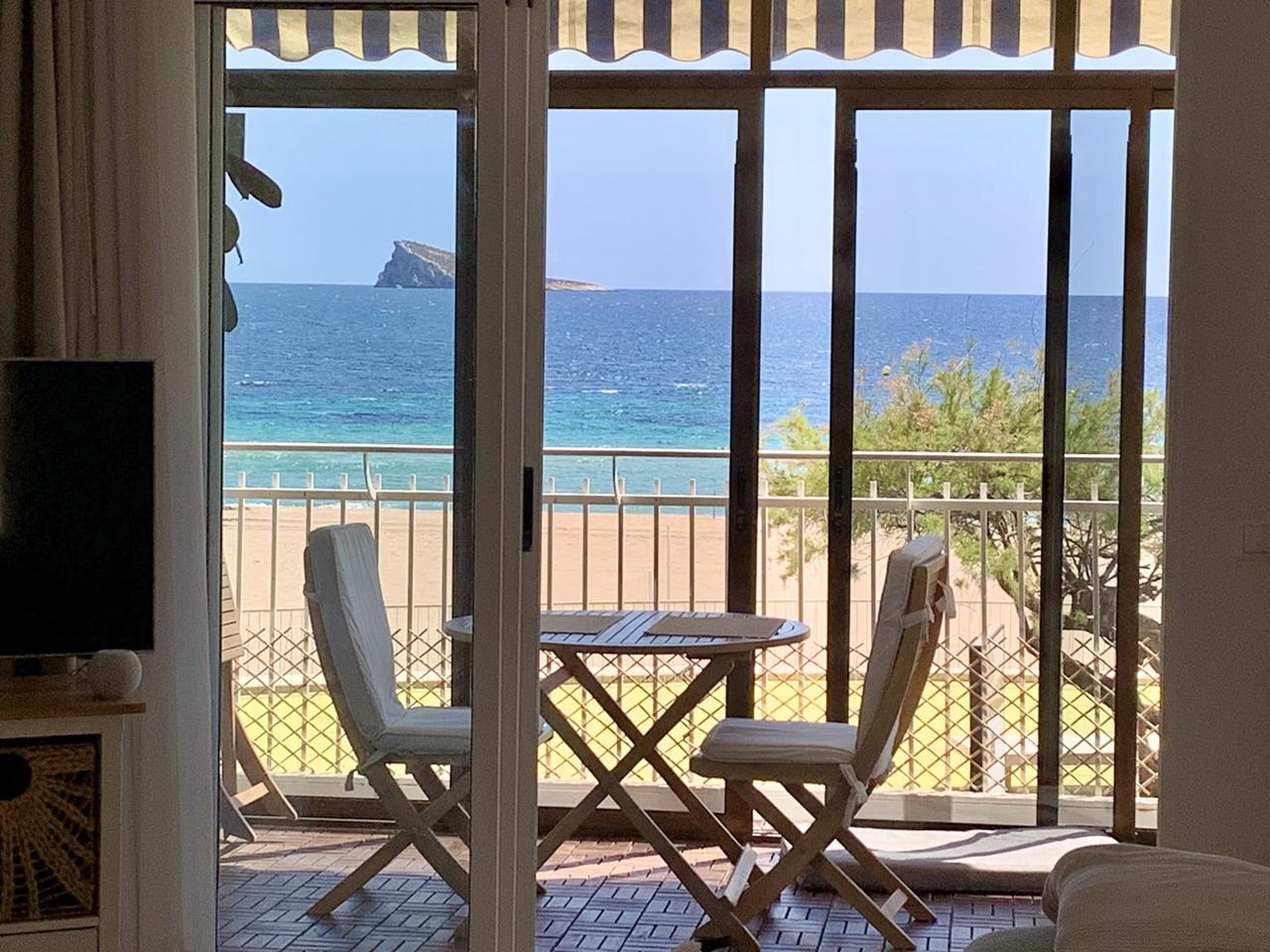 Piso en Avenida de la Armada Española, Benidorm, Alicante de 100 m2