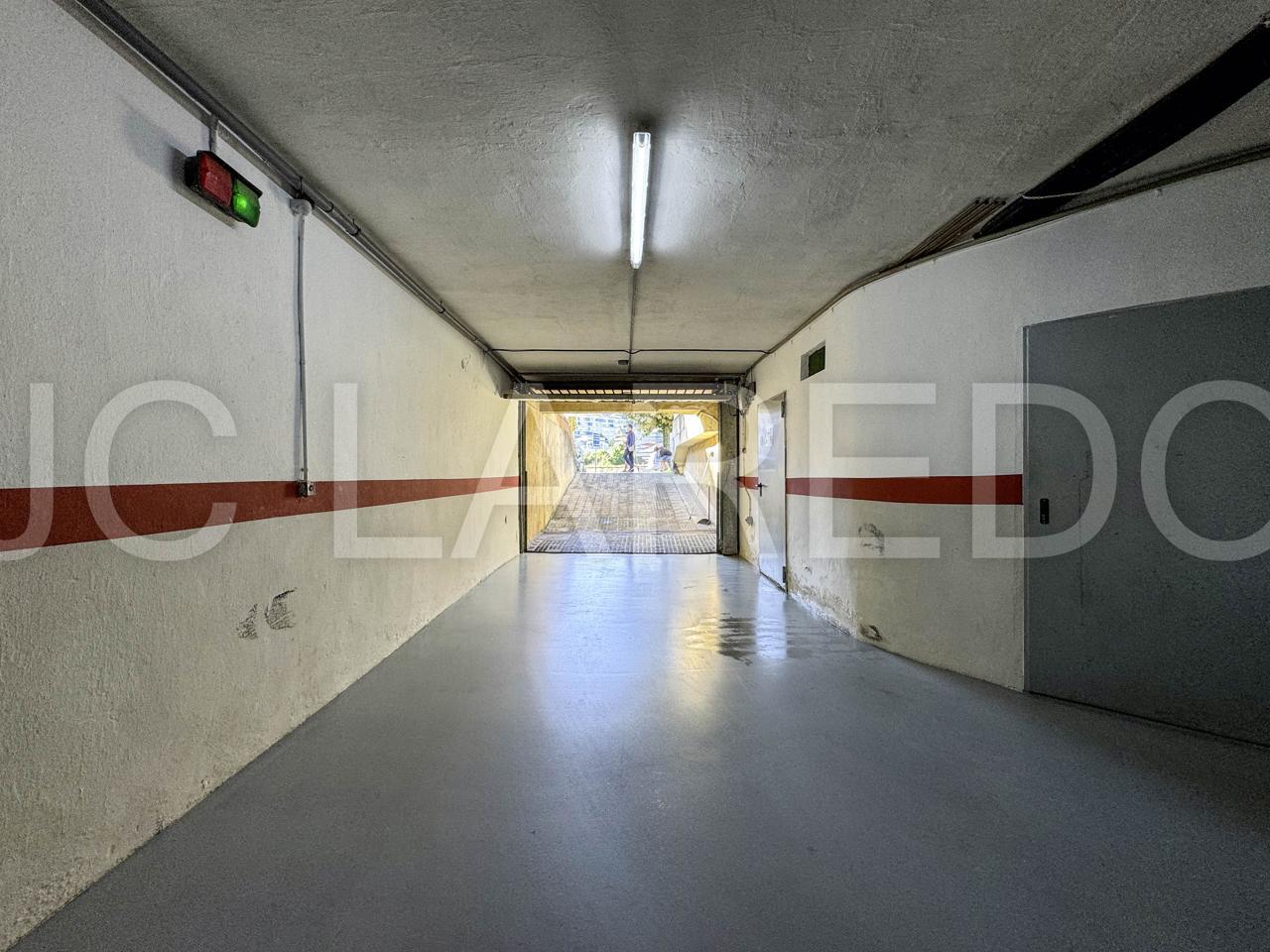 Plaza de parking en Laredo, Cantabria de 20 m2